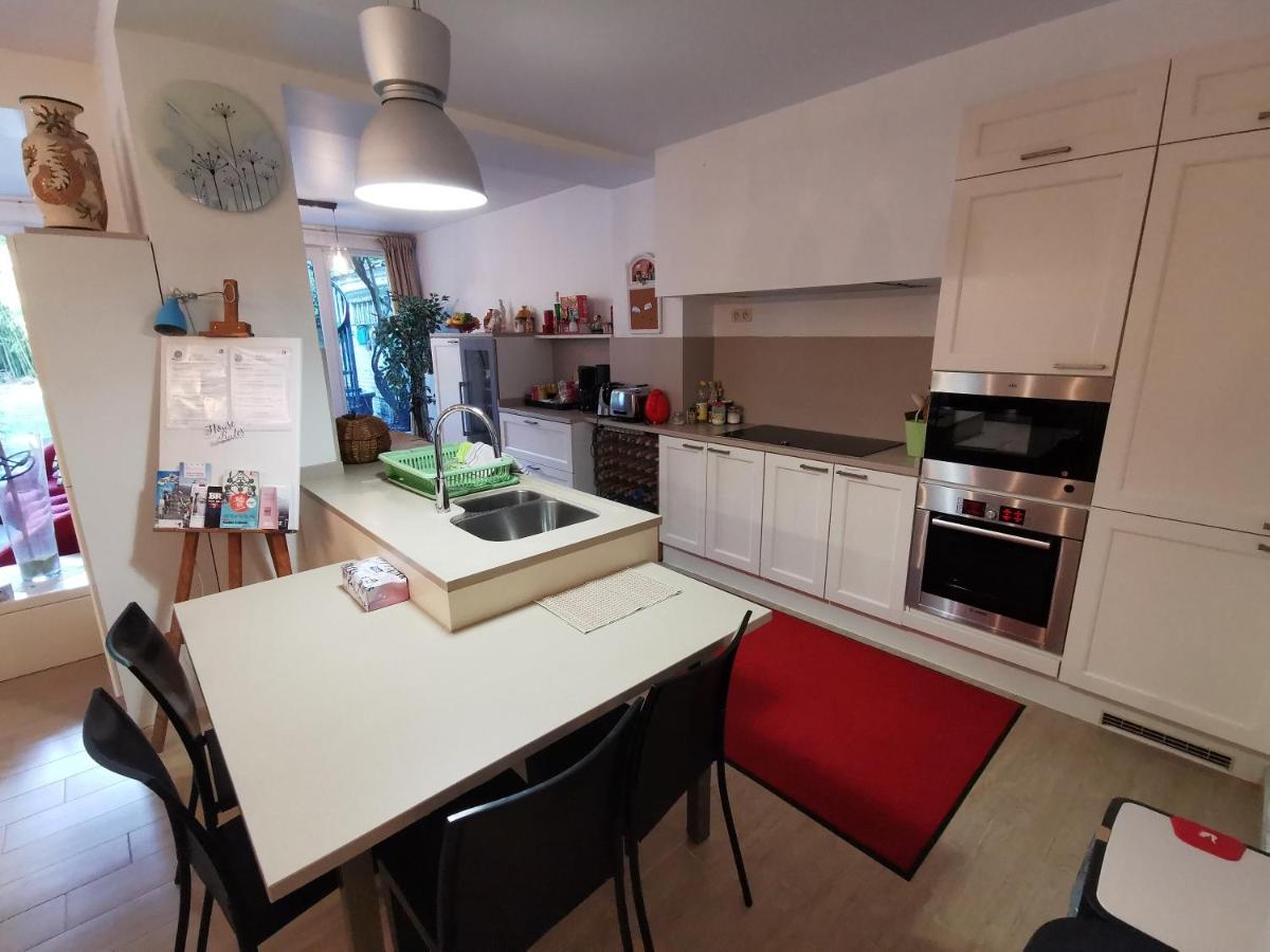 Le Divan Rouge apartement, next Atomium&Expo Brussel Bagian luar foto